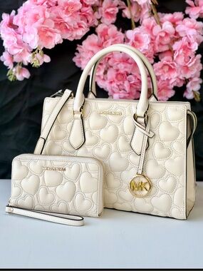 Michael Kors Cream Quilted Heart Satchel and Wristlet Set